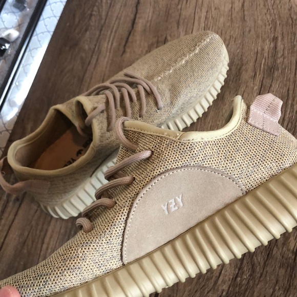 Adidas Yeezy Boost 350 Oxford Tan